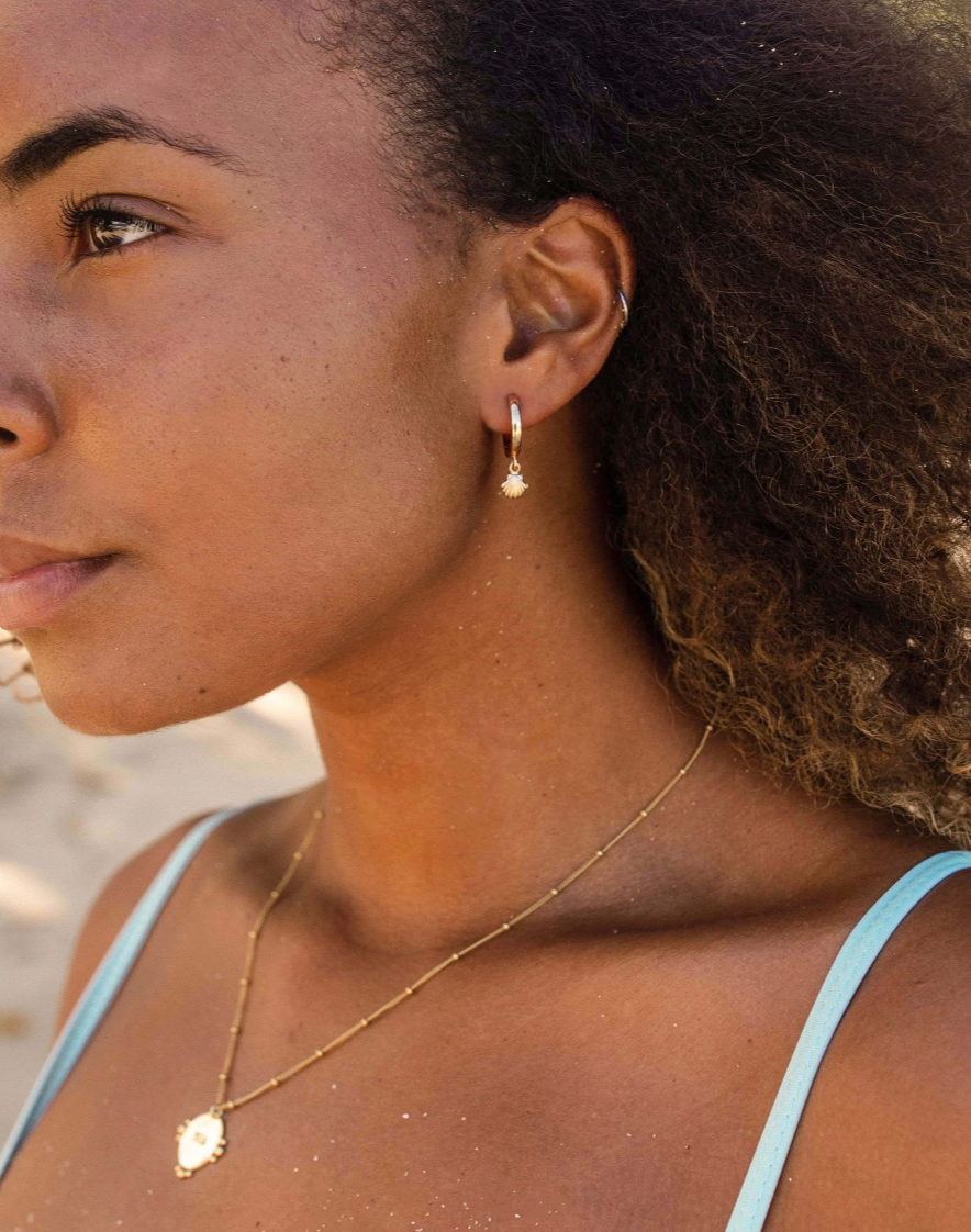 Clam Shell Hoops Gold/Silver