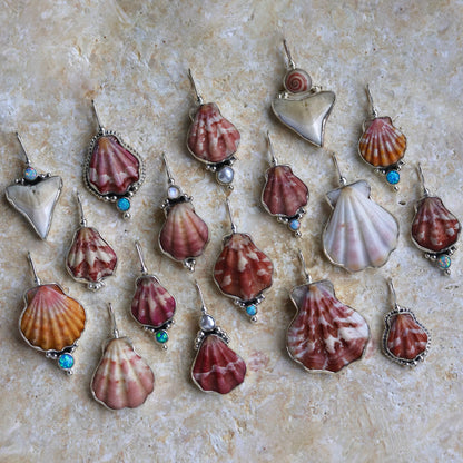 Large Decatopecten Necklace