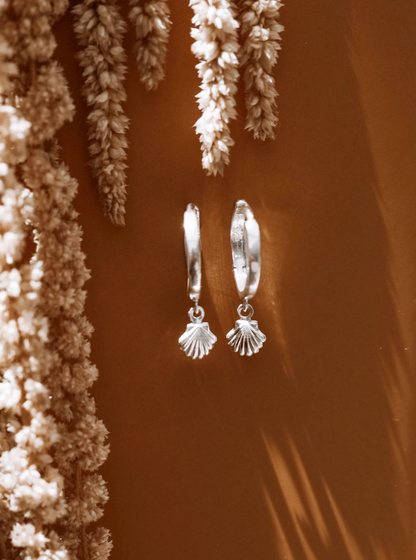 Clam Shell Hoops Gold/Silver