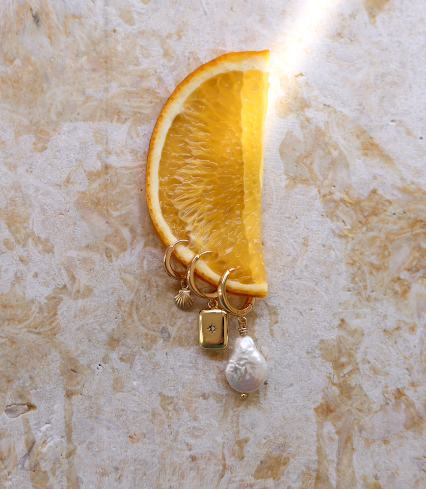 Clam Shell Hoops Gold/Silver