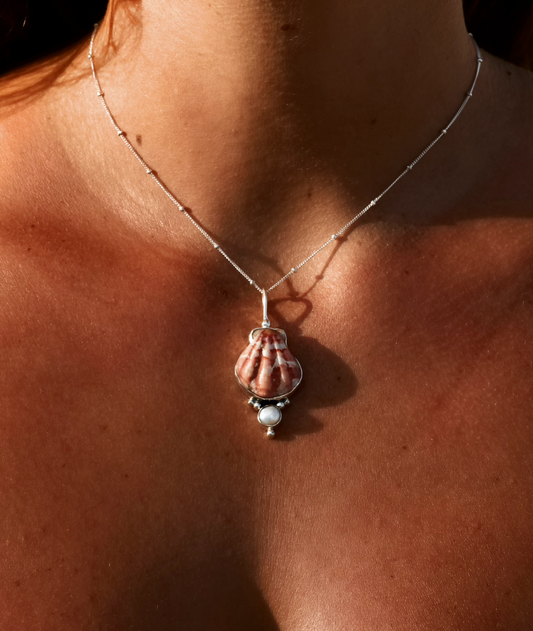 Japanese Decatopecten and Pearl Necklace