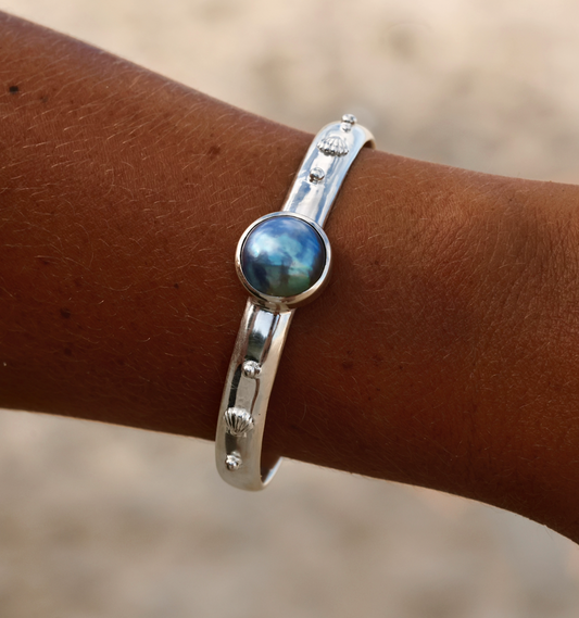 Oasis Pearl Cuff